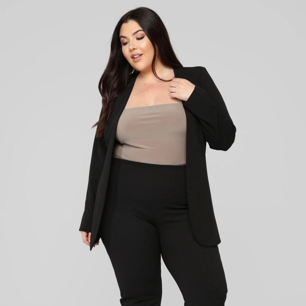 Fashion Nova Payin’ It Forward Blazer Set